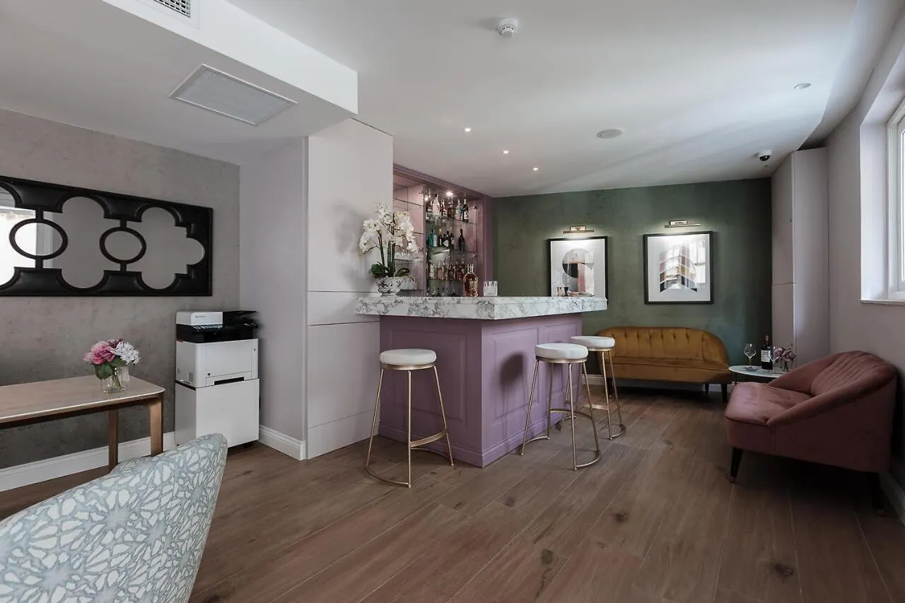 123 Mainstreet Boutique Hotel St. Julian's